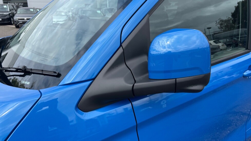 Used Volkswagen Transporter 2025 for sale - 76871740: Photo 41