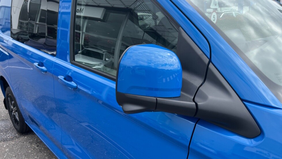 Used Volkswagen Transporter 2025 for sale - 76871740: Photo 47