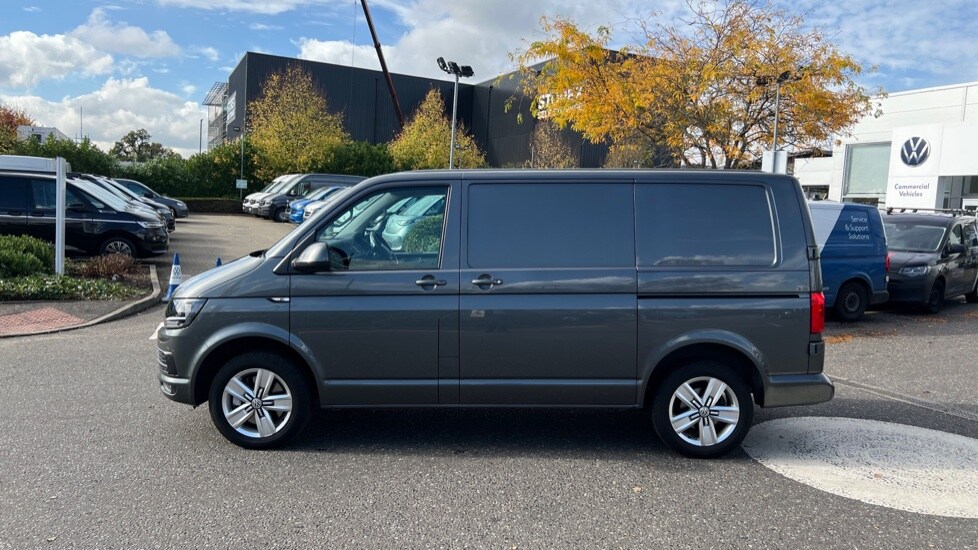 Used Volkswagen Transporter 2017 for sale - 76332125: Photo 18