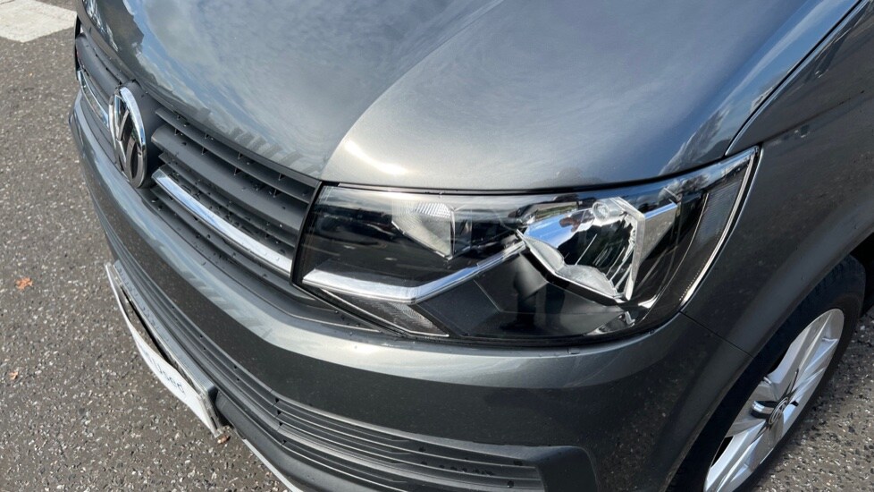 Used Volkswagen Transporter 2017 for sale - 76332125: Photo 38