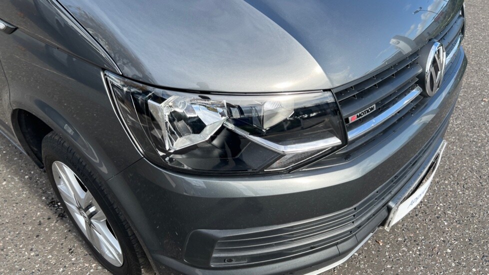 Used Volkswagen Transporter 2017 for sale - 76332125: Photo 40