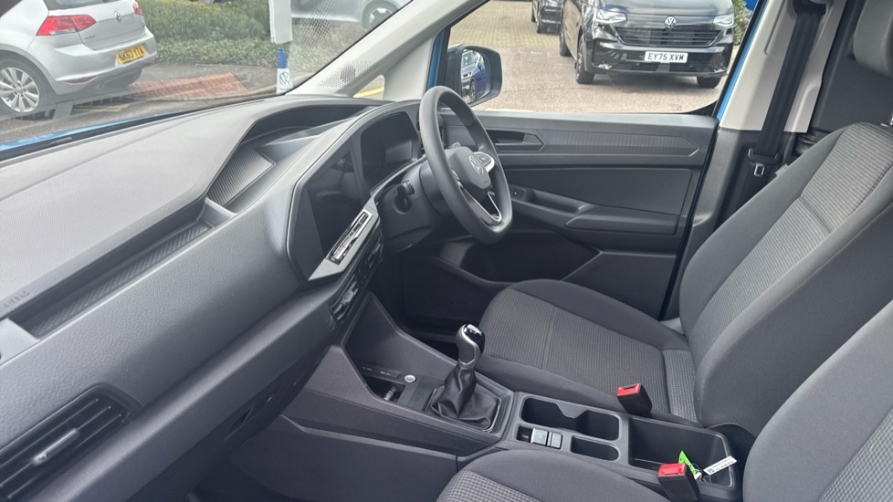 Used Volkswagen Caddy Maxi 2025 for sale - 76868471: Photo 2