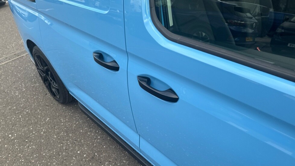 Used Volkswagen Caddy Maxi 2025 for sale - 76868471: Photo 46