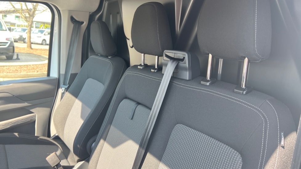 Used Volkswagen Transporter 2025 for sale - 76738328: Photo 17