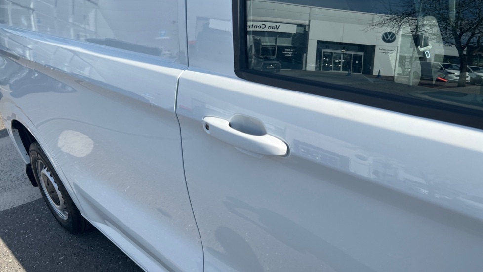 Used Volkswagen Transporter 2025 for sale - 76738328: Photo 40