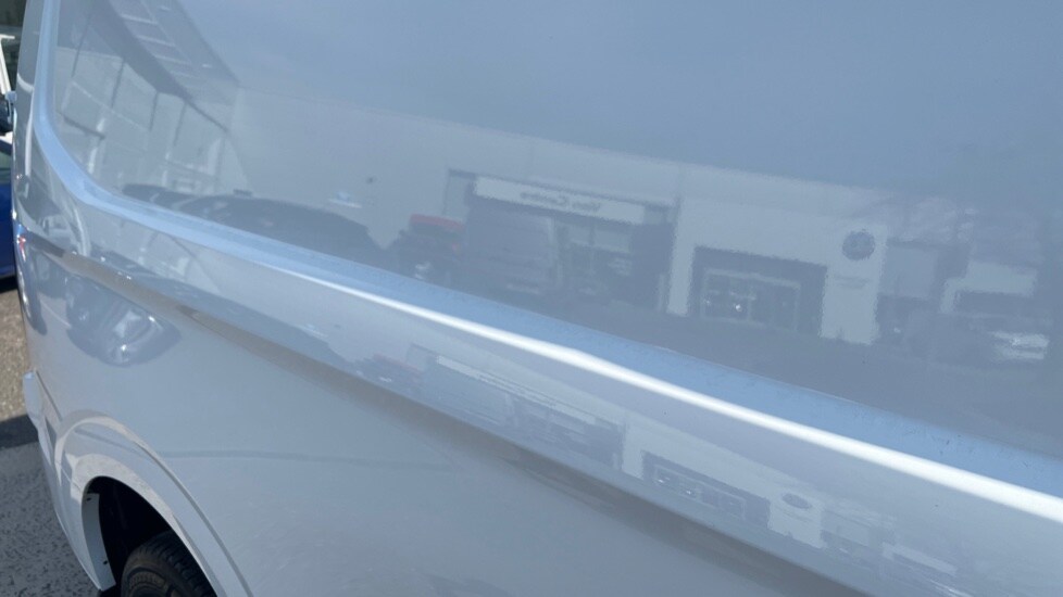 Used Volkswagen Transporter 2025 for sale - 76738328: Photo 41