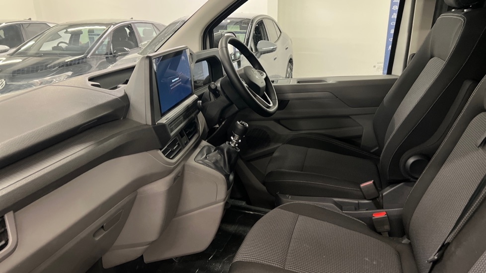 Used Volkswagen Transporter 2025 for sale - 76868525: Photo 2