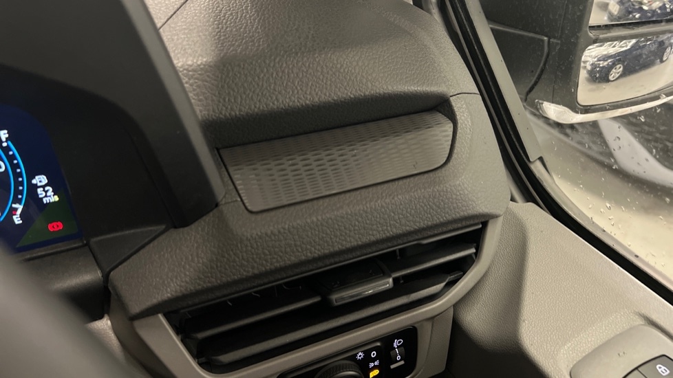 Used Volkswagen Transporter 2025 for sale - 76868525: Photo 26