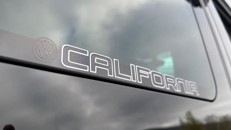 Used Volkswagen California 2020 for sale - 76871243: Photo 36
