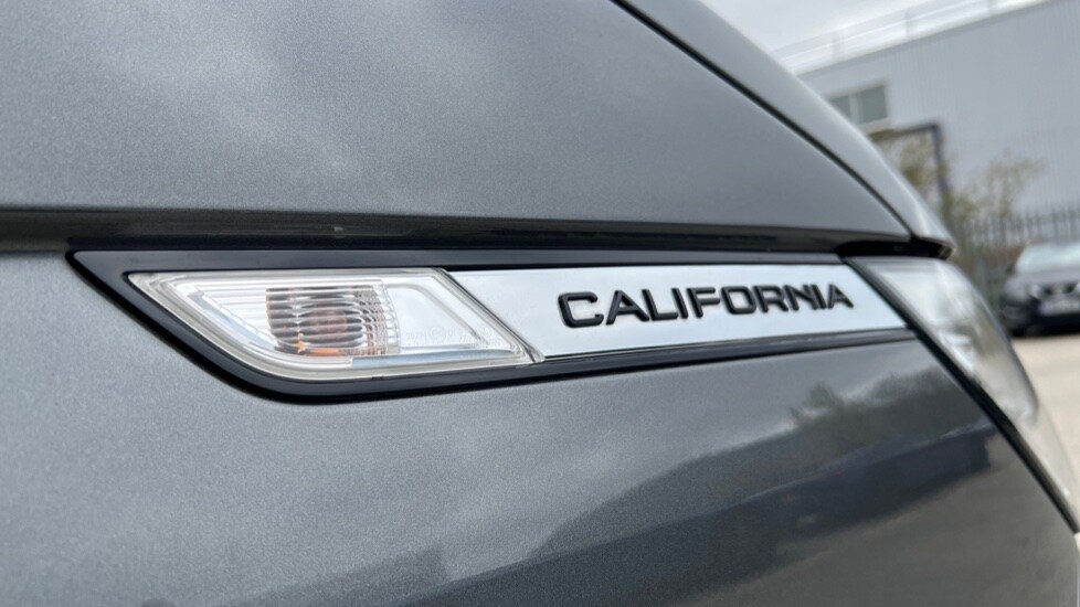 Used Volkswagen California 2020 for sale - 76871243: Photo 45