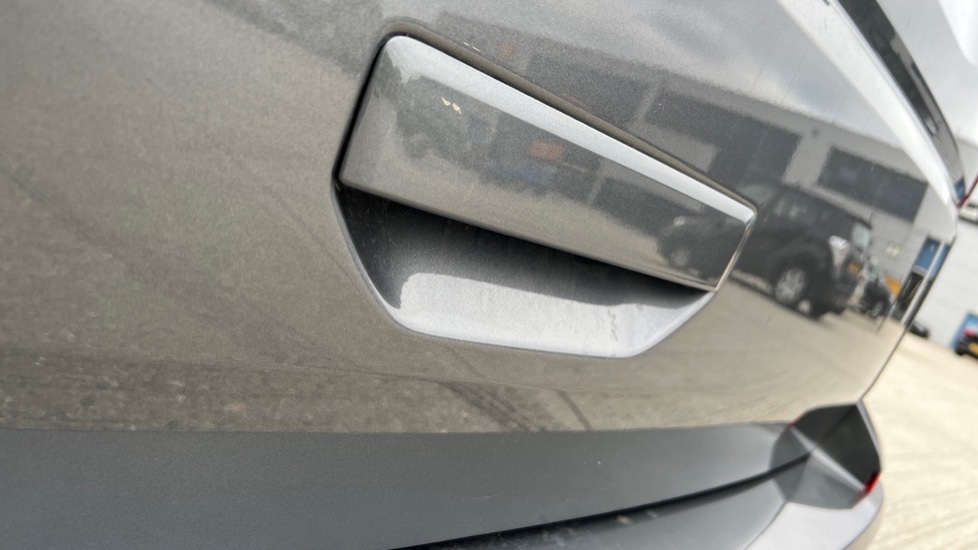 Used Volkswagen California 2020 for sale - 76871243: Photo 51