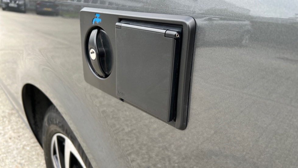 Used Volkswagen California 2020 for sale - 76871243: Photo 56