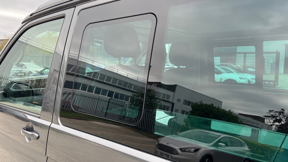 Used Volkswagen California 2020 for sale - 76871243: Photo 59