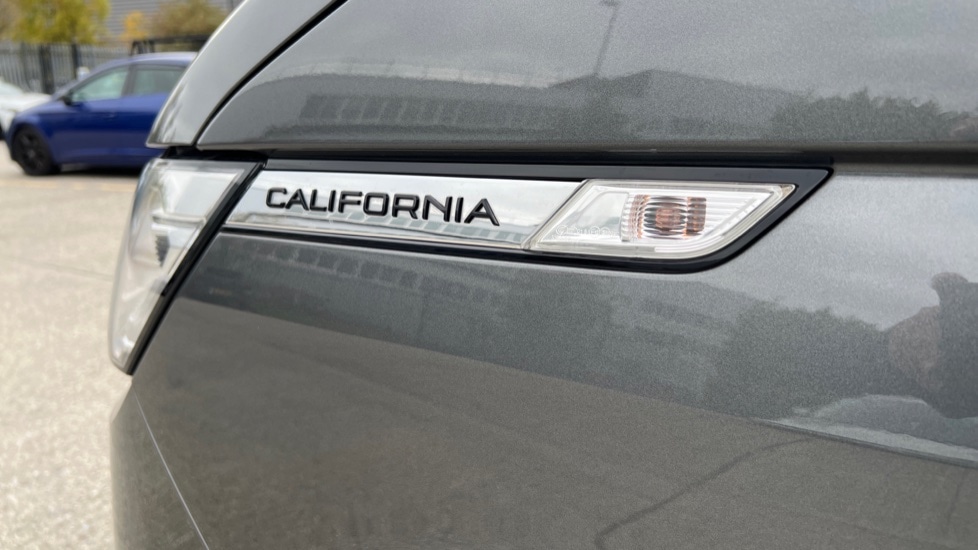 Used Volkswagen California 2020 for sale - 76871243: Photo 61