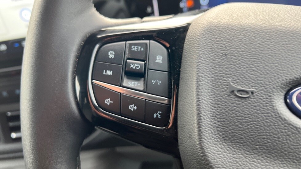 Used Ford Tourneo Custom 2024 for sale - 76928007: Photo 35