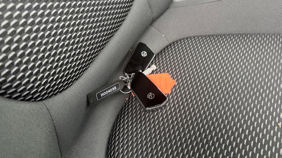 Used Volkswagen ID.Buzz 2025 for sale - 76870239: Photo 21