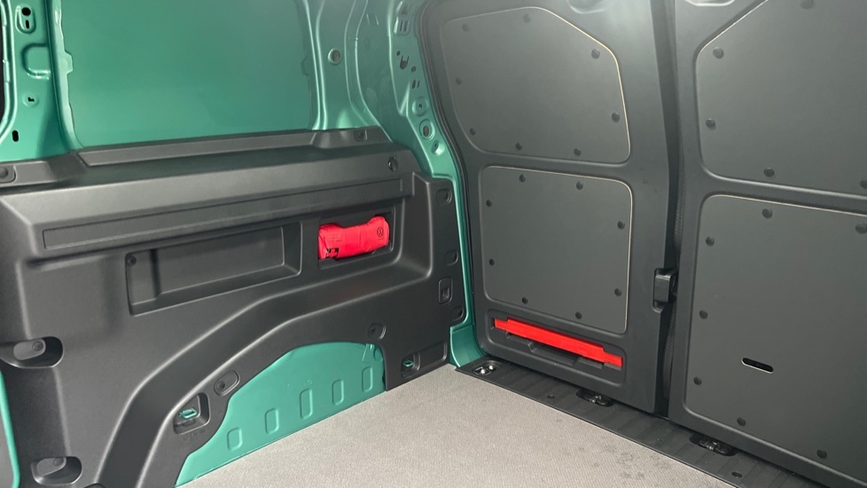 Used Volkswagen ID.Buzz 2025 for sale - 76870239: Photo 9