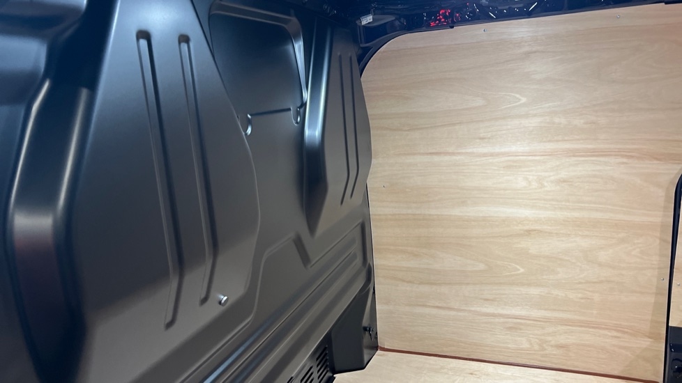 Used Volkswagen Transporter 2025 for sale - 76575072: Photo 22