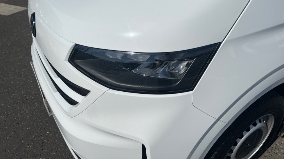 Used Volkswagen Transporter 2025 for sale - 76868937: Photo 36