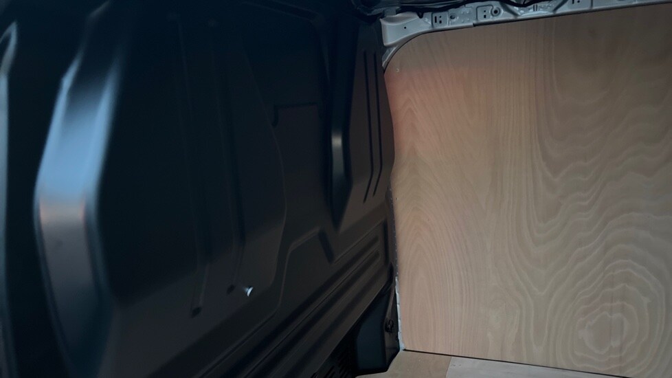 Used Volkswagen Transporter 2025 for sale - 76984121: Photo 22