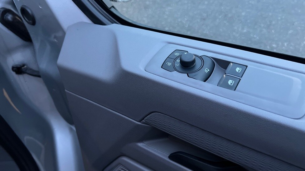 Used Volkswagen Transporter 2025 for sale - 76984121: Photo 23