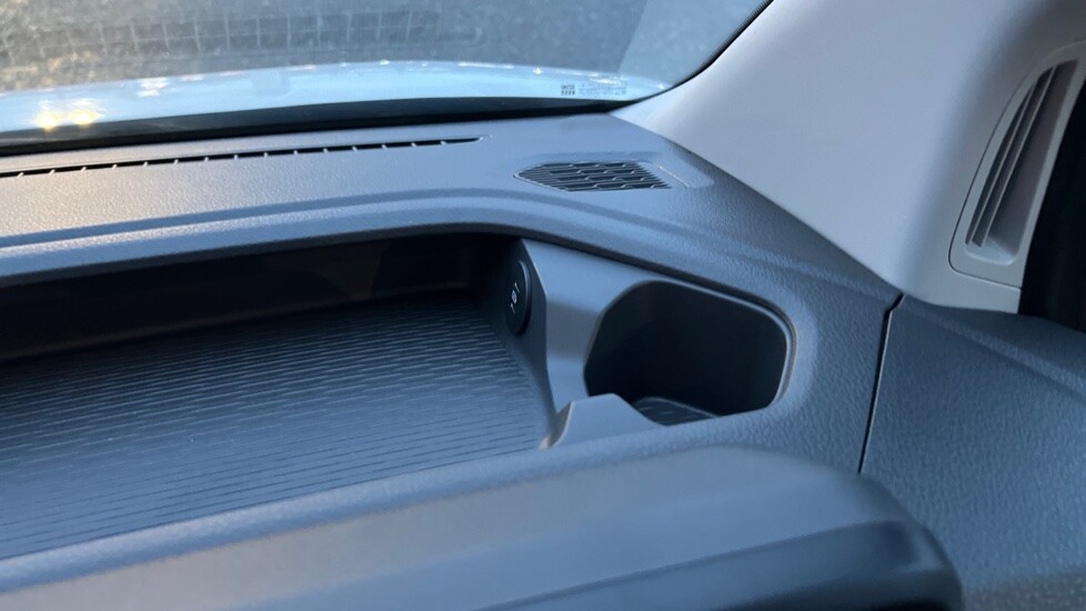 Used Volkswagen Transporter 2025 for sale - 76984121: Photo 29