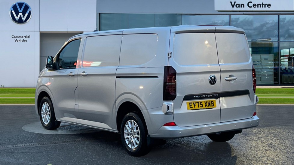 Used Volkswagen Transporter 2025 for sale - 76984121: Photo 3