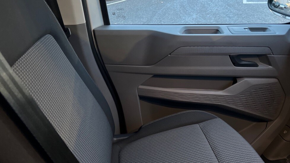 Used Volkswagen Transporter 2025 for sale - 76984121: Photo 33