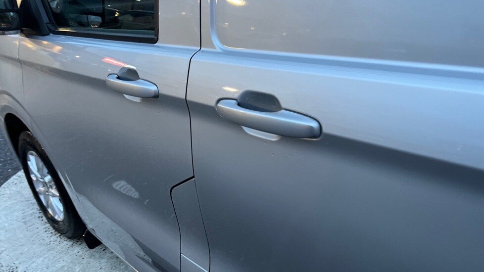 Used Volkswagen Transporter 2025 for sale - 76984121: Photo 39