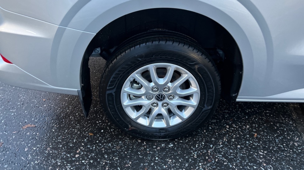 Used Volkswagen Transporter 2025 for sale - 76984121: Photo 5