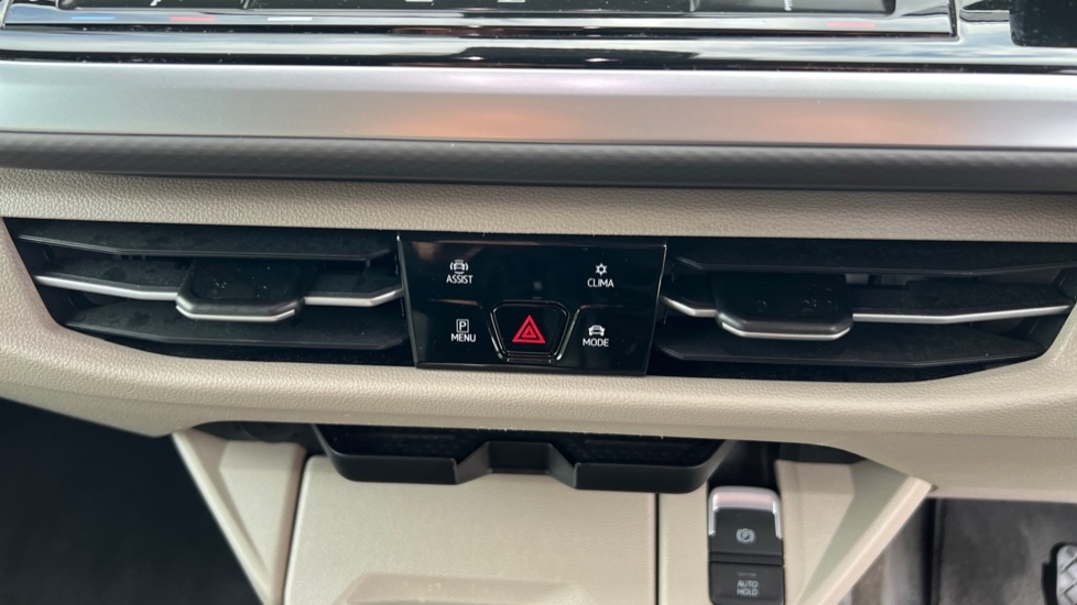 Used Volkswagen Multivan 2024 for sale - 76311998: Photo 13