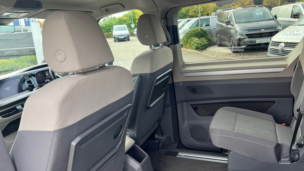 Used Volkswagen Multivan 2024 for sale - 76311998: Photo 22