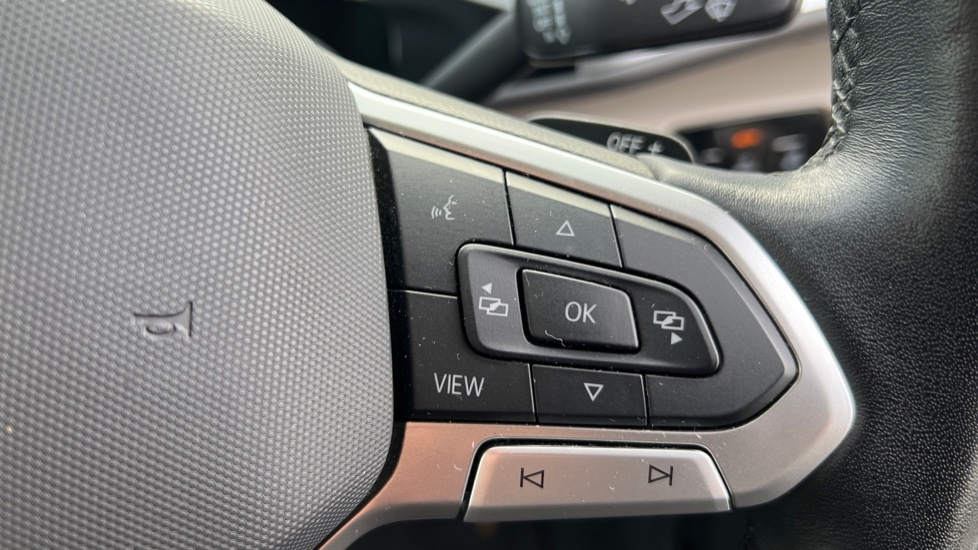 Used Volkswagen Multivan 2024 for sale - 76311998: Photo 25