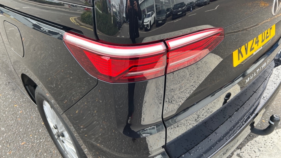 Used Volkswagen Multivan 2024 for sale - 76311998: Photo 43