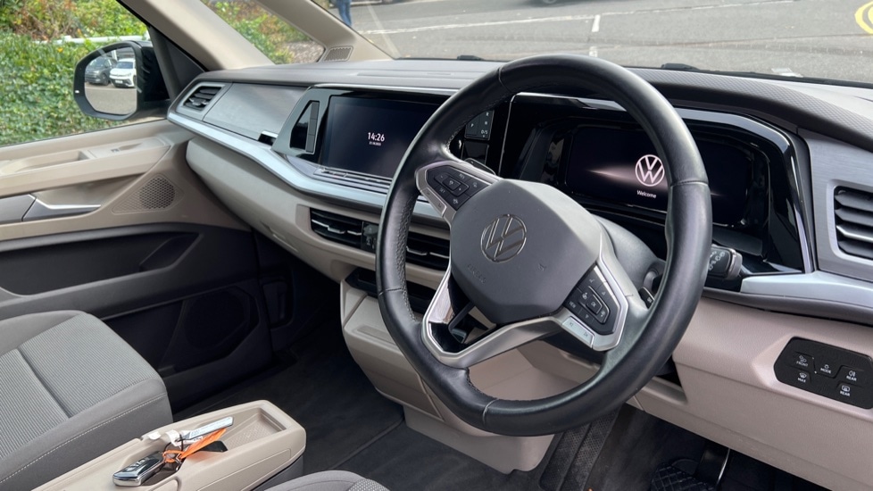 Used Volkswagen Multivan 2024 for sale - 76311998: Photo 6
