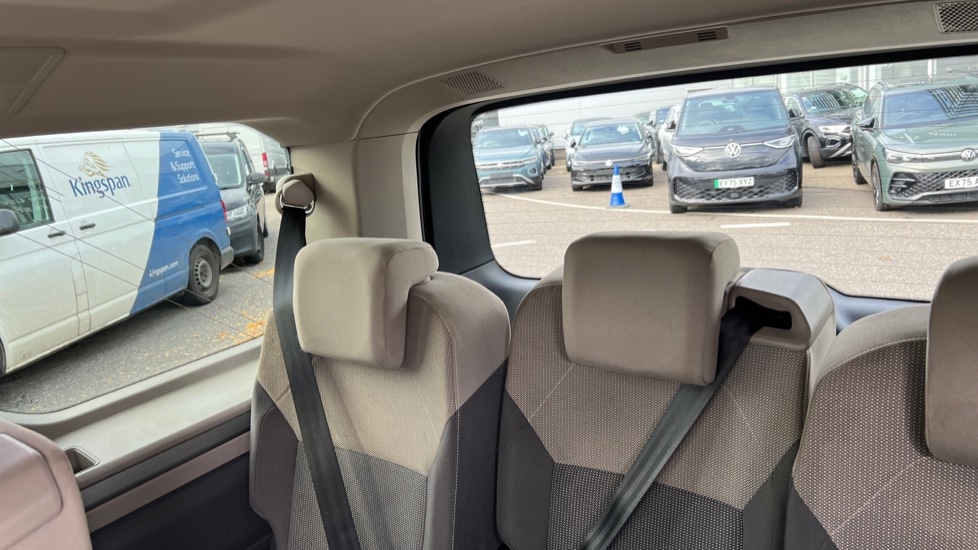 Used Volkswagen Multivan 2024 for sale - 76311998: Photo 9