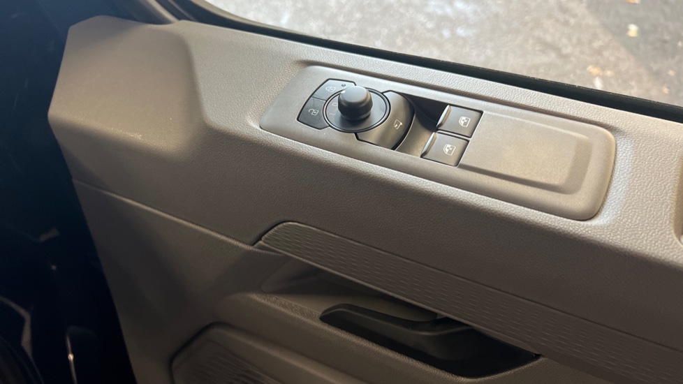 Used Volkswagen Transporter 2025 for sale - 76874029: Photo 23