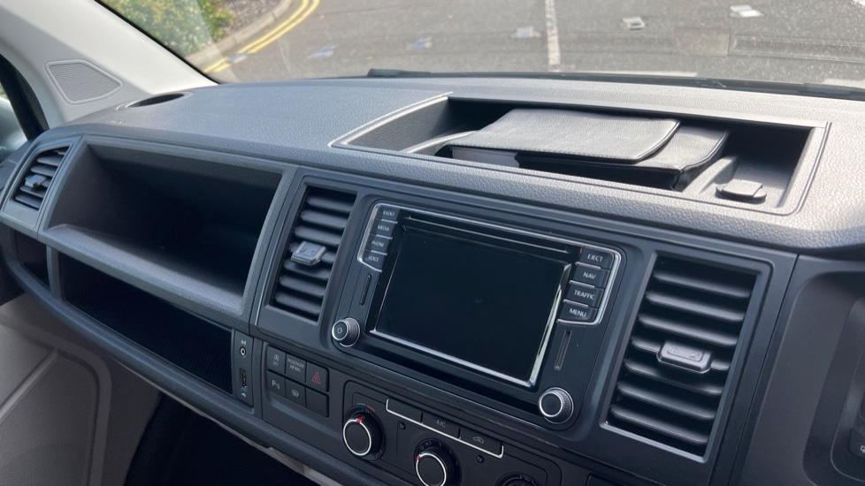 Used Volkswagen Transporter 2017 for sale - 77047509: Photo 12