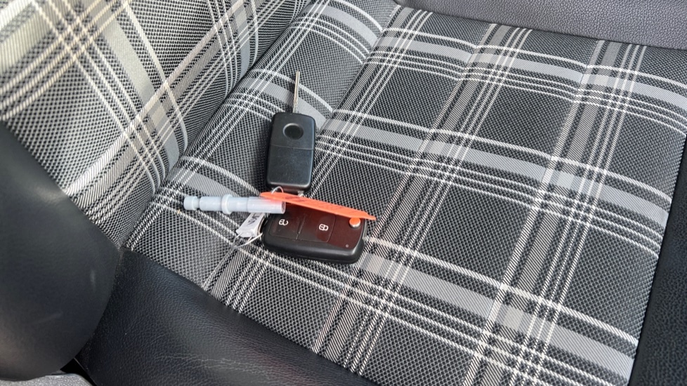 Used Volkswagen Transporter 2017 for sale - 77047509: Photo 21