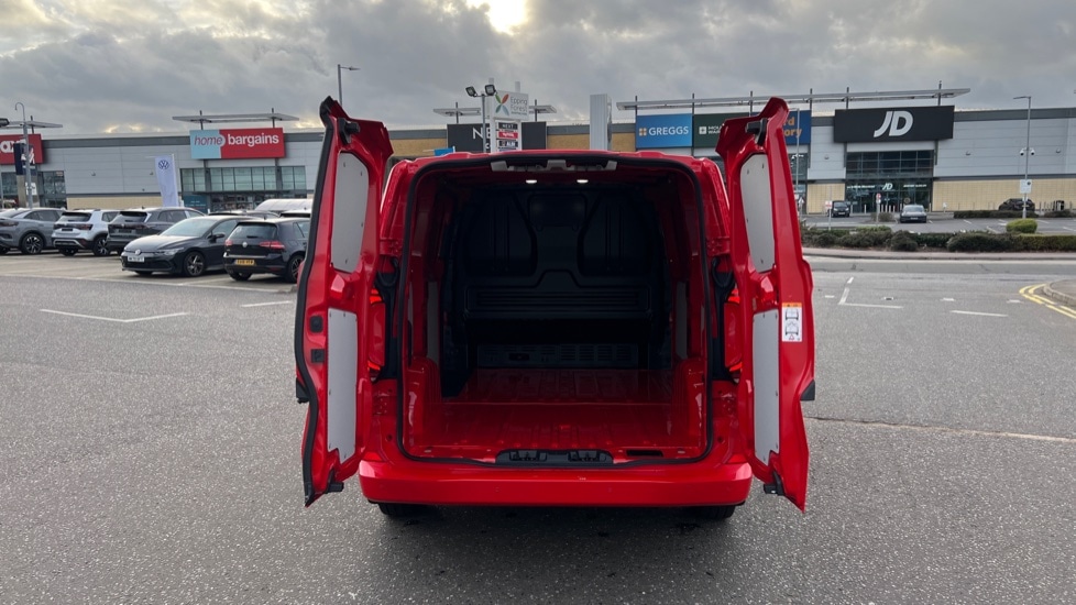 Used Volkswagen Transporter 2025 for sale - 76873843: Photo 10