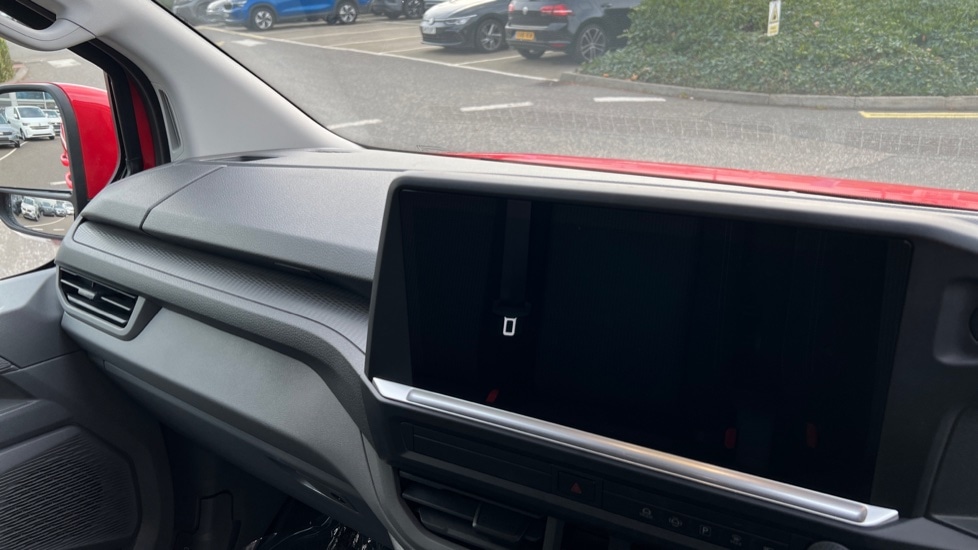 Used Volkswagen Transporter 2025 for sale - 76873843: Photo 12