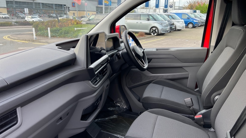 Used Volkswagen Transporter 2025 for sale - 76873843: Photo 2