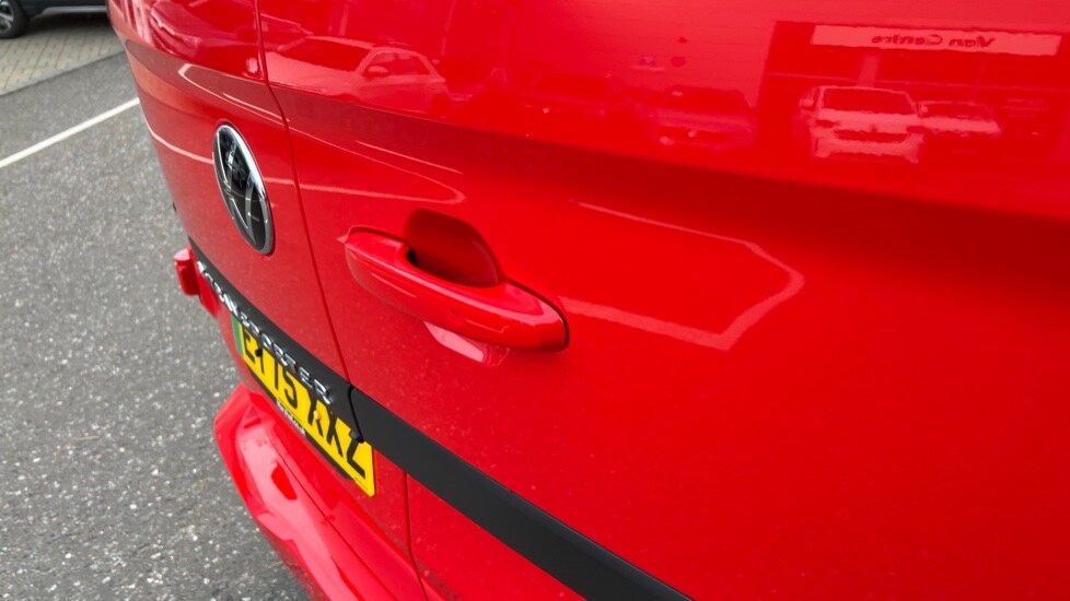 Used Volkswagen Transporter 2025 for sale - 76873843: Photo 46