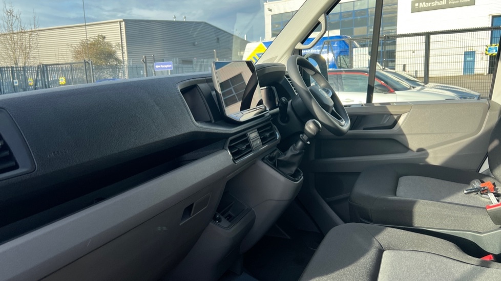 Used Volkswagen Crafter 2024 for sale - 76873647: Photo 2