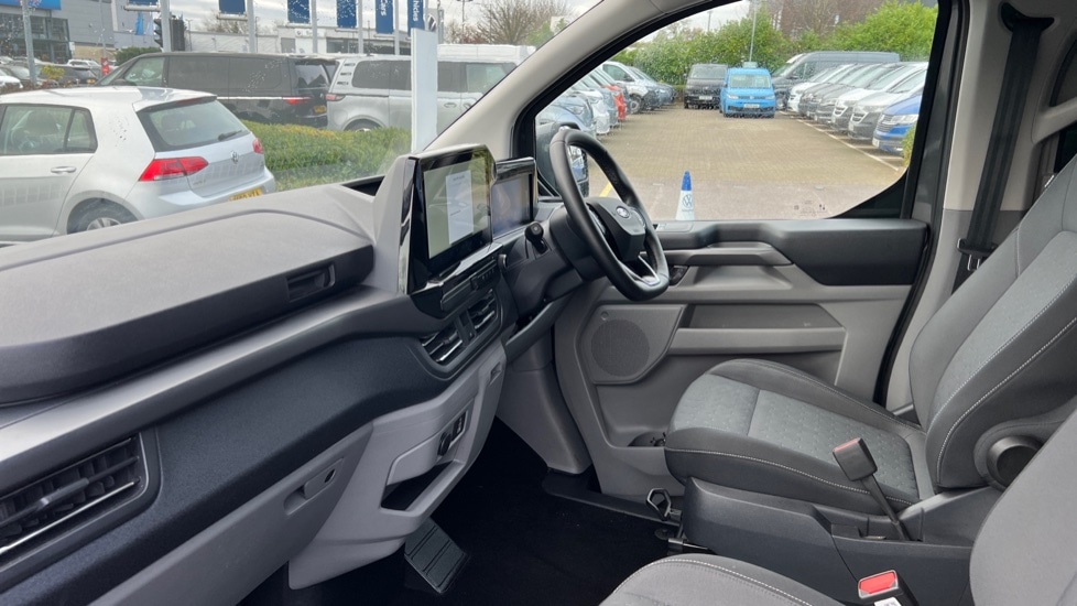 Used Ford Tourneo Custom 2024 for sale - 76872194: Photo 9