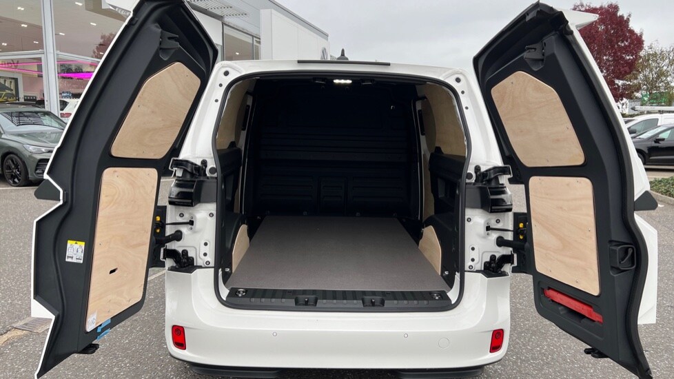 Used Volkswagen ID.Buzz 2025 for sale - 76328057: Photo 10