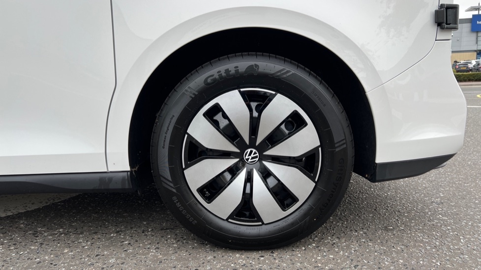 Used Volkswagen ID.Buzz 2025 for sale - 76328057: Photo 5