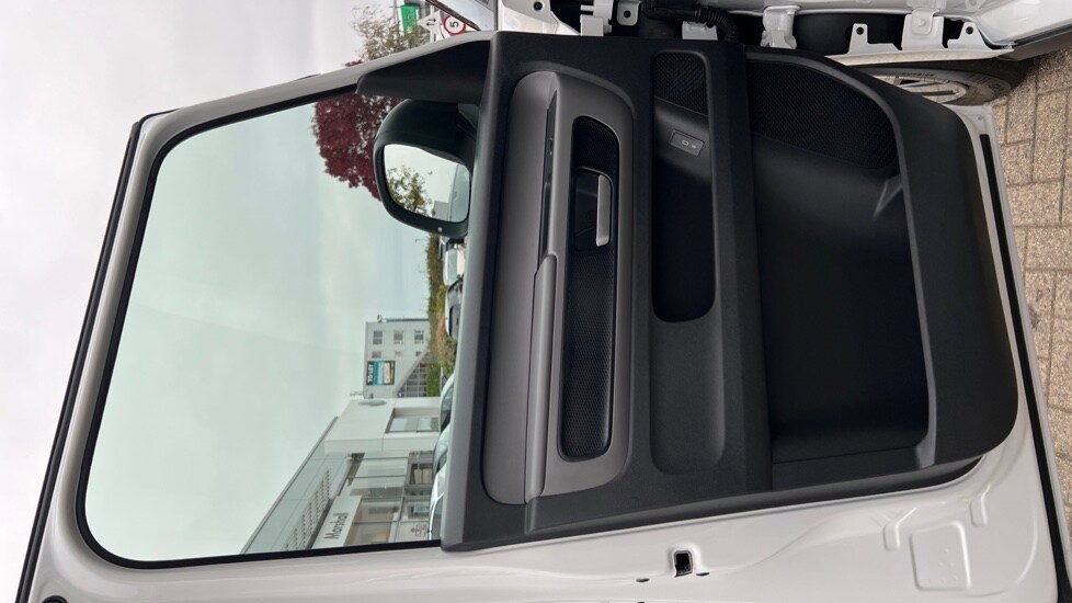 Used Volkswagen ID.Buzz 2025 for sale - 76328057: Photo 72