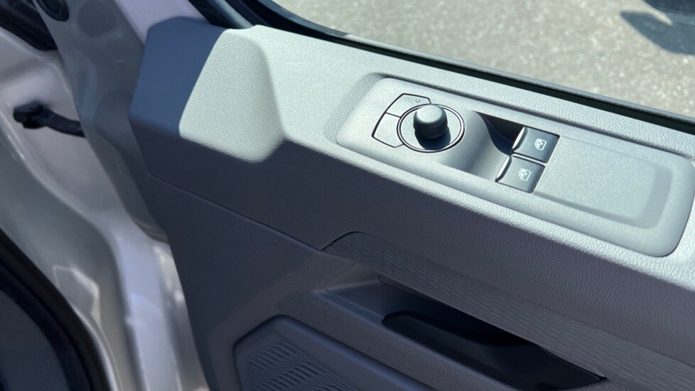 Used Volkswagen Transporter 2025 for sale - 75440181: Photo 23