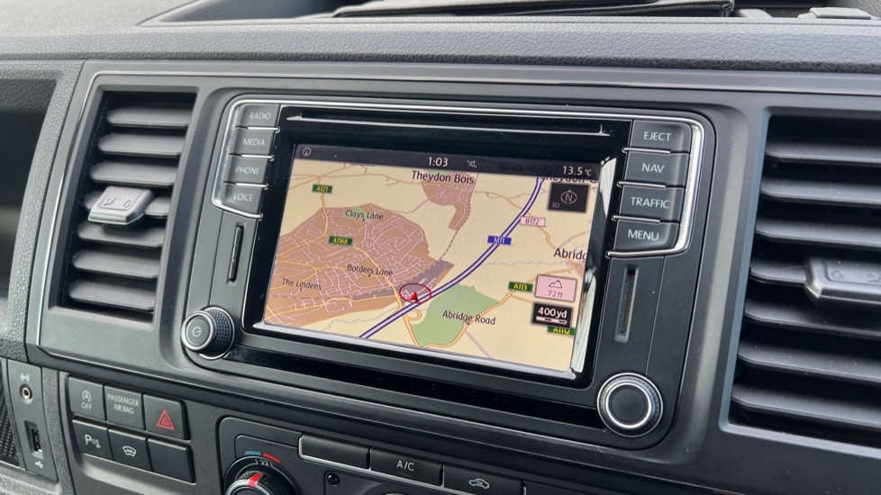 Used Volkswagen Transporter 2017 for sale - 76869457: Photo 32